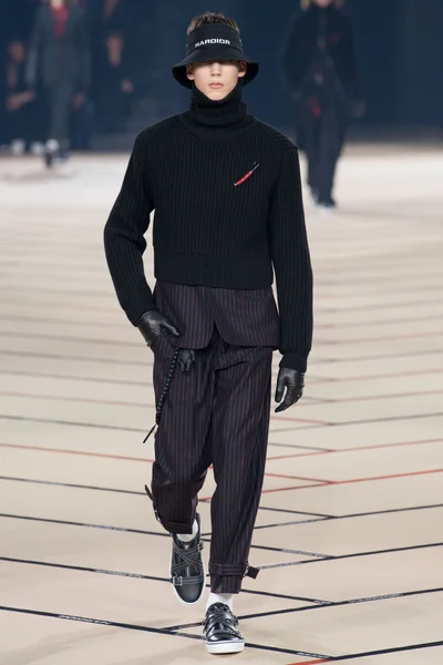 Look 6